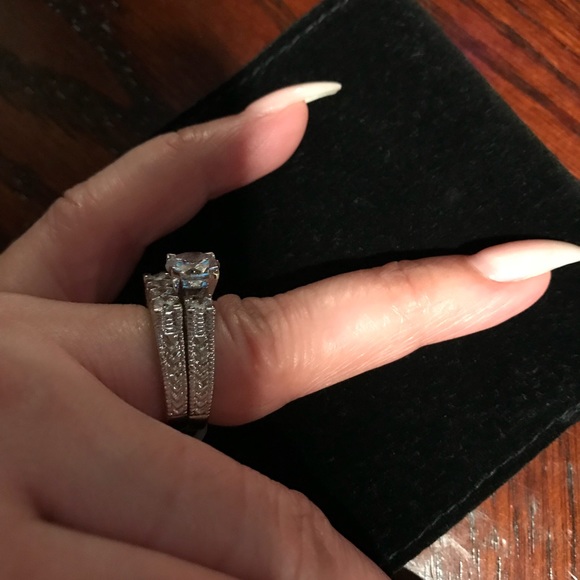 🌹NWT Silver Ring Set🌹 - Picture 4 of 6